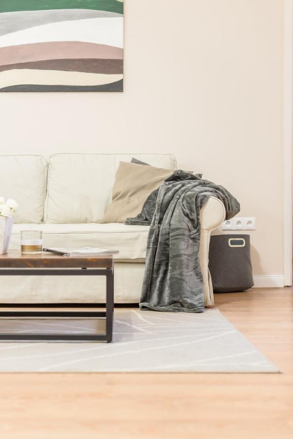 Downtown Heart 3 Bdr, 2 Bath, A/C Apartment Budapest Ngoại thất bức ảnh