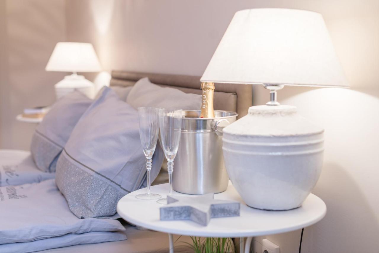 Downtown Heart 3 Bdr, 2 Bath, A/C Apartment Budapest Ngoại thất bức ảnh
